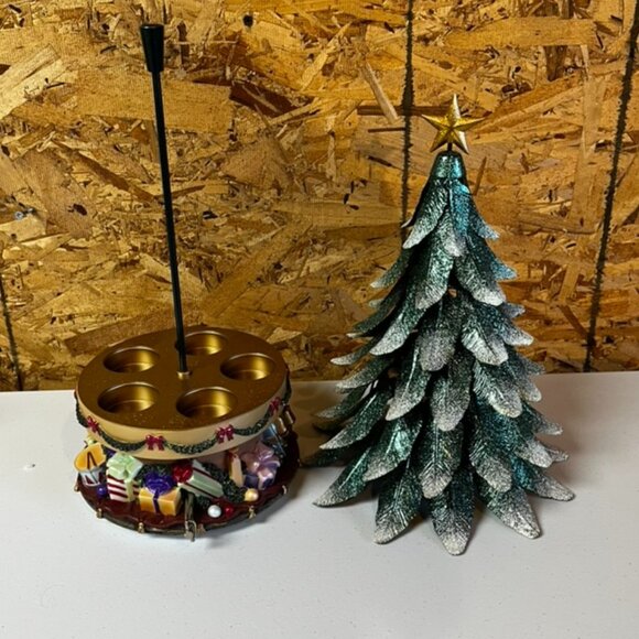 PARTYLITE Musical Christmas Tree Tealight Holder - Picture 3 of 4